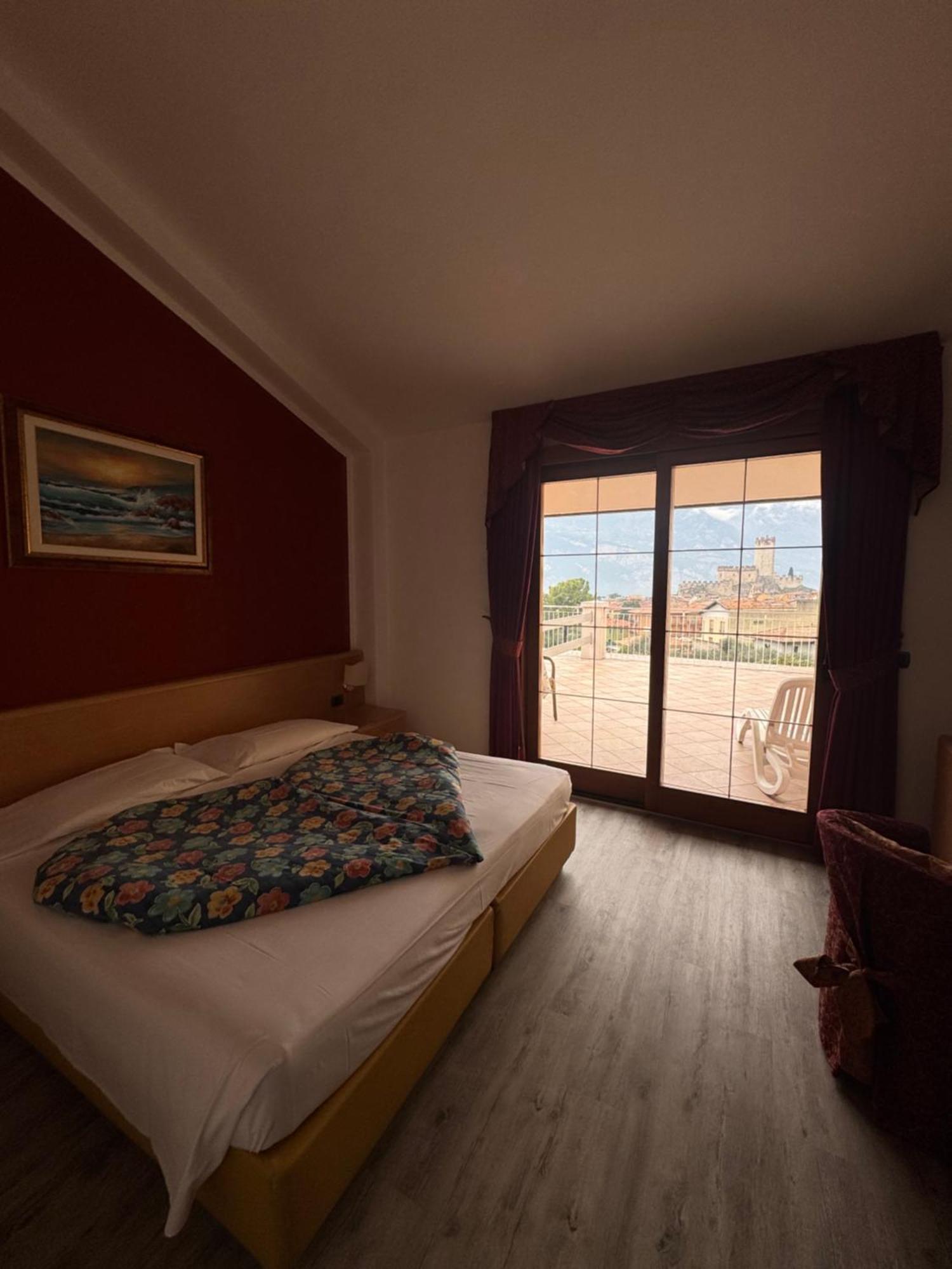 Hotel Alpi