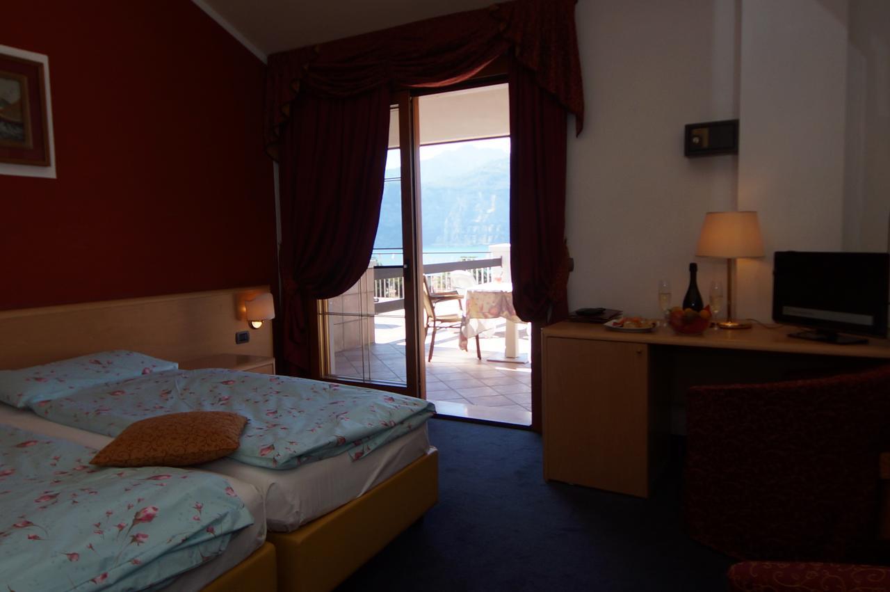 Hotel Alpi 3*