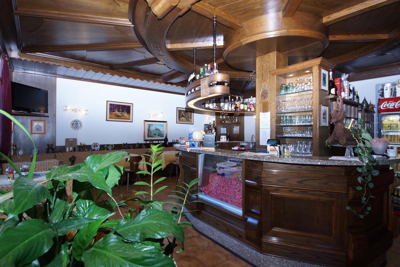 Alpi Hotel